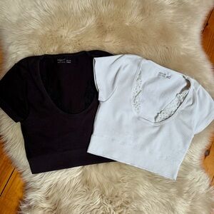 Superchill by Aerie Black and White Seamless Lace Cap Sleeve Bra Tops